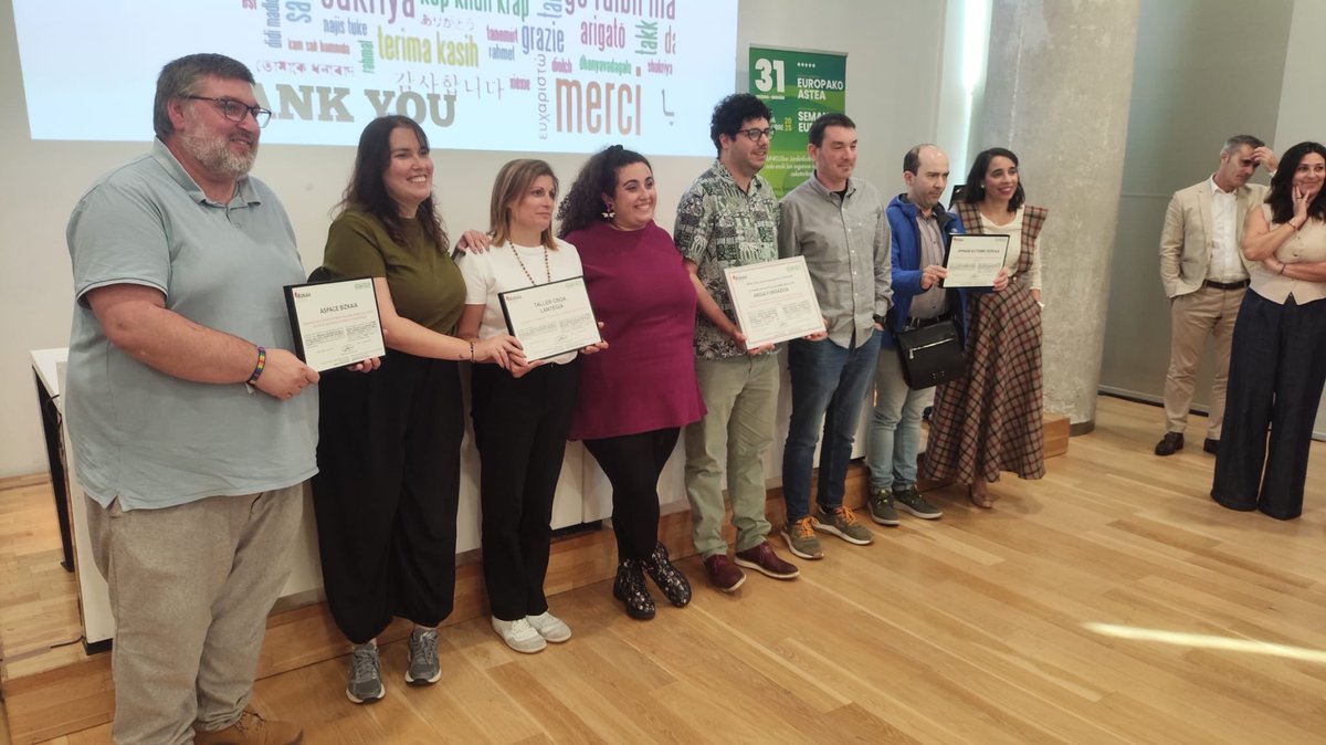 PSEBarakaldo's tweet photo. Zorionak USOA! 🌹Tercer finalista en los Premios bINKLUSIon de @Bizkaia y @EUSKALIT, por su proyecto de ocio inclusivo “USOAGUNE”.👏👏

Merecido reconocimiento al trabajo de USOA en la promoción de la igualdad y la mejora de la calidad de vida de las personas con discapacidad. https://t.co/OABKr0Oyg2