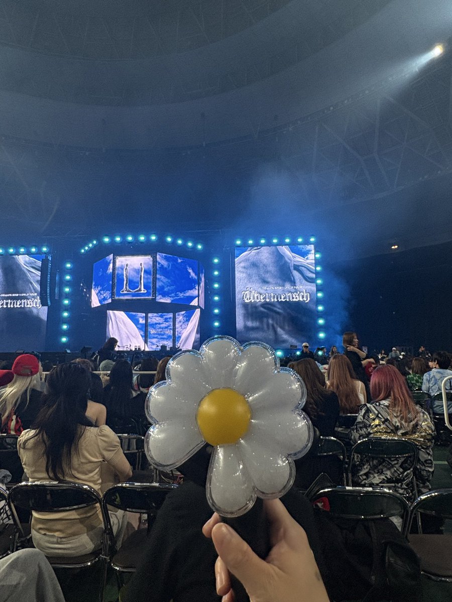 GD18hnk7_'s tweet photo. 1日目も2日目も最高やった
席運あげたいところ😹 https://t.co/8JiEigGgtE