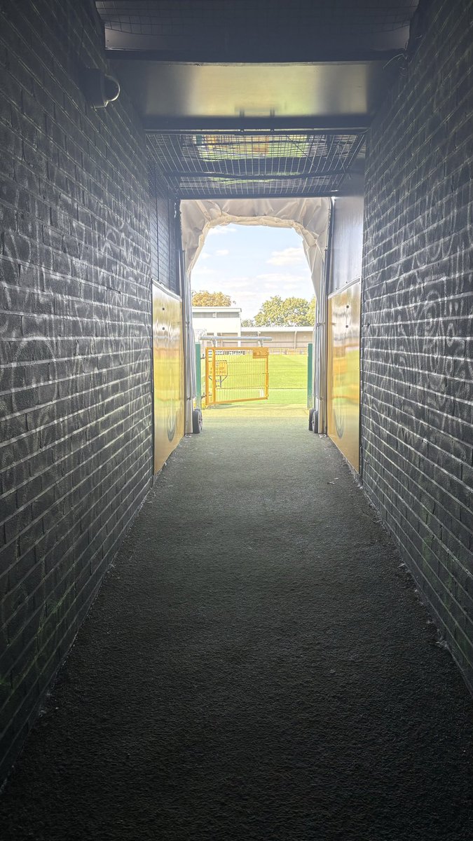 It’s game day 💛

See you under the lights later! 

<a href="/suttonunited/">Sutton United</a> 

#SuttonUnited #ForeverAmber #AmberArmy