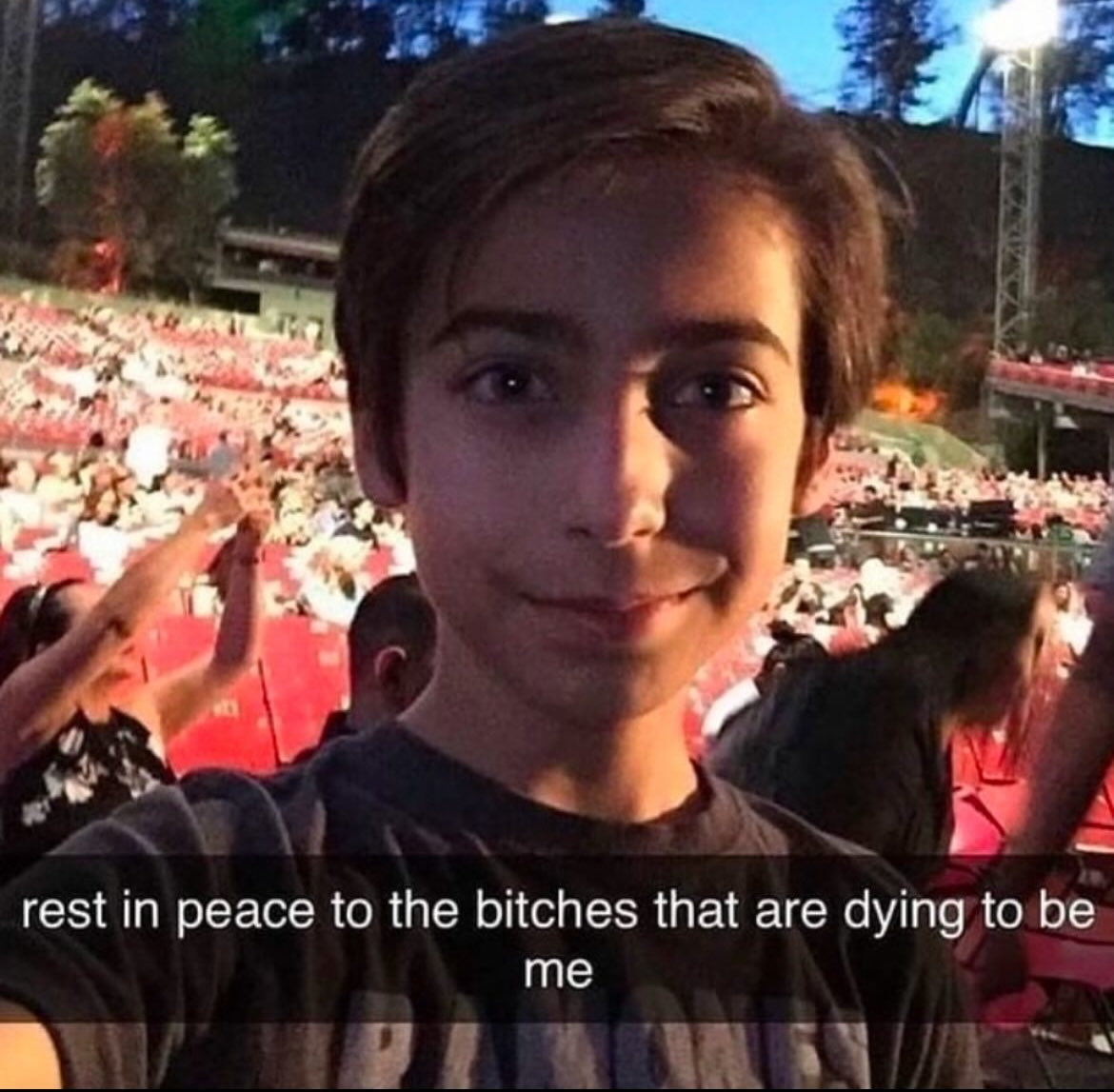 fiveduo's tweet image. Five after making out with Lila