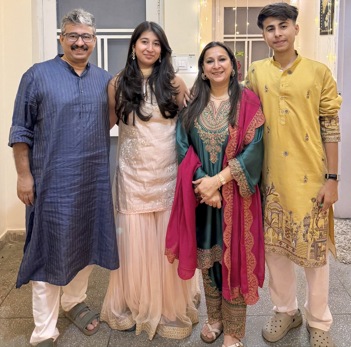 ARUN (@manhasarun) on Twitter photo We wish you a very Happy Diwali .
#Diwali2025 #DiwaliVibes We wish you a very Happy Diwali .
#Diwali2025 #DiwaliVibes