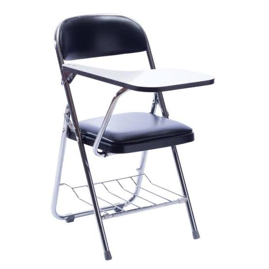 naufalhaped's tweet image. 3 jam ujian di kursi jahanam ini:

klotak klotek klotak klotek

udah sempit, nunduk, berisik bet berisik lagi bangsaattt