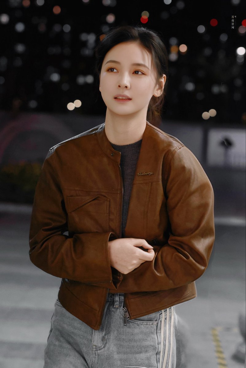 ZhaoYuefanclub's tweet photo. [2025.10.21] 月夜星河 | 赵粤 WEIBO UPDATE

เข้างาน ถ่ายซีรี่ย์ 《虚假陈述》

#赵粤 #ZhaoYue #Akira #จ้าวเยว่ https://t.co/wBUR9MDGEy