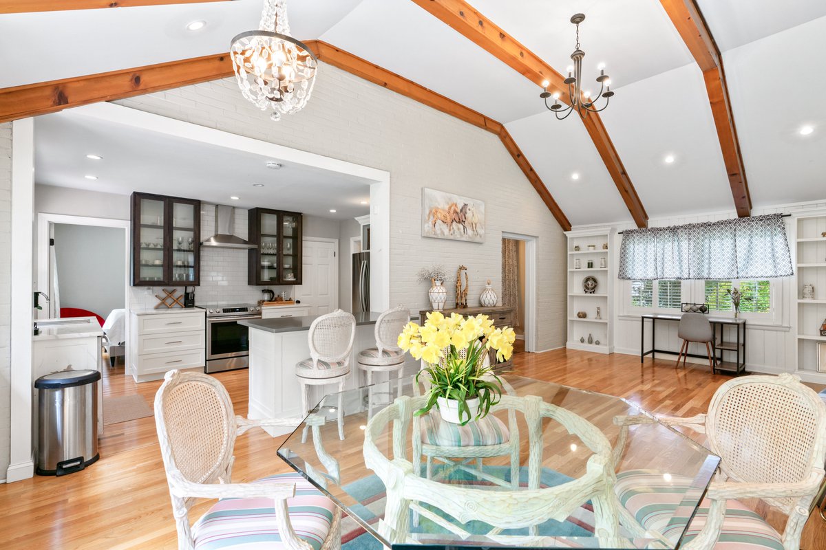 listingsatl's tweet image. Decatur Home for Sale!
•• For an exclusive showing and/or extra information, DM or CALL us at 404-528-2665 today •• We can do a video showing or an in person showing. NO cost and NO obligation. This is a free service.