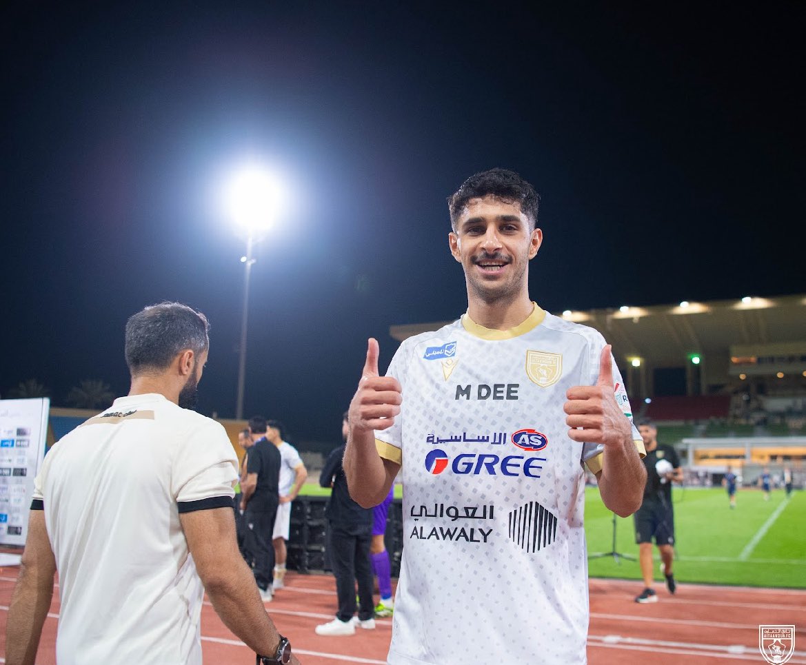 راكان (@wolf_rk0) on Twitter photo I hope Bassam replaces Al-Mahzari in the next match.🤝<a href="/ChamuscaCoach/">Péricles Chamusca (بيركليس شاموسكا)</a> I hope Bassam replaces Al-Mahzari in the next match.🤝<a href="/ChamuscaCoach/">Péricles Chamusca (بيركليس شاموسكا)</a>