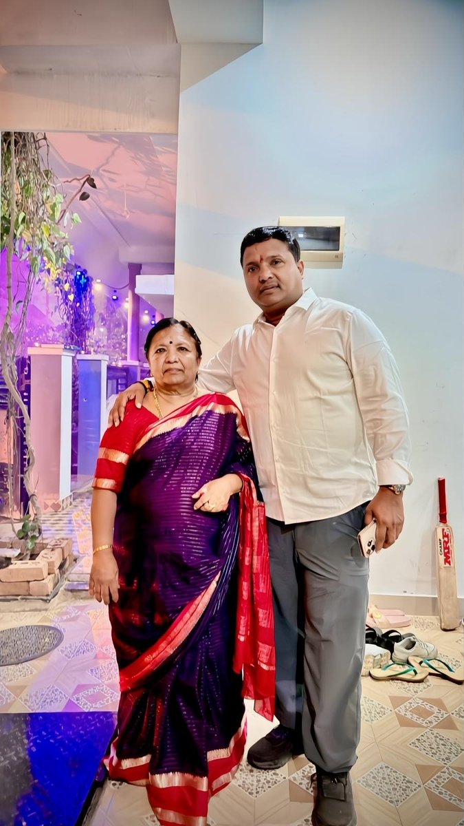 srinivasiyc's tweet image. Diwali with Amma,
Home, light, and endless love ❣️
