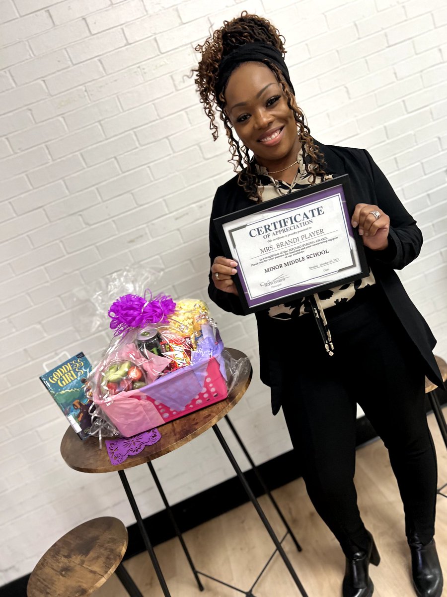 Minor Middle School tweet media