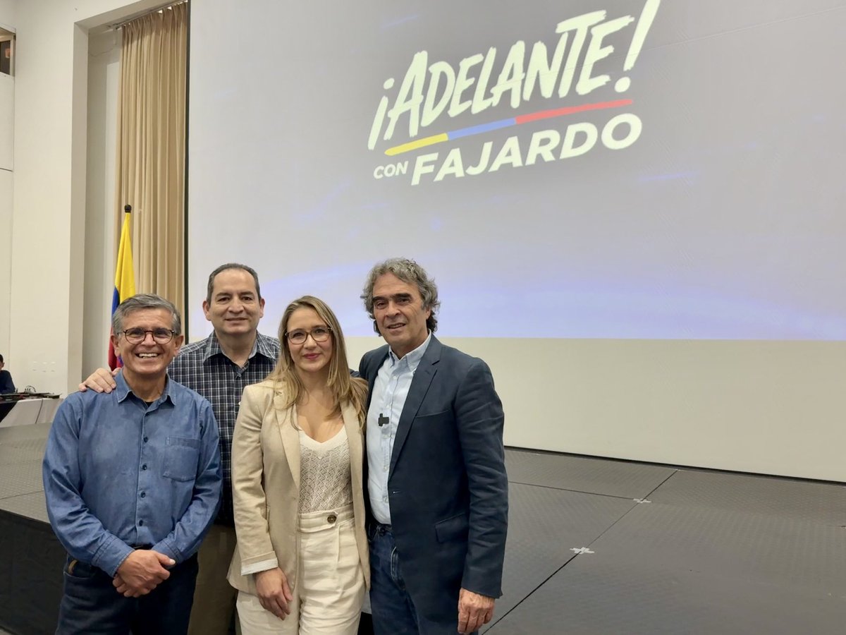 Iniciamos la presentación del #PlanGuardián, nuestra estrategia de seguridad, desde Cali. 

Conéctate a la transmisión en vivo. 👉youtube.com/live/qtrqY_6K5…