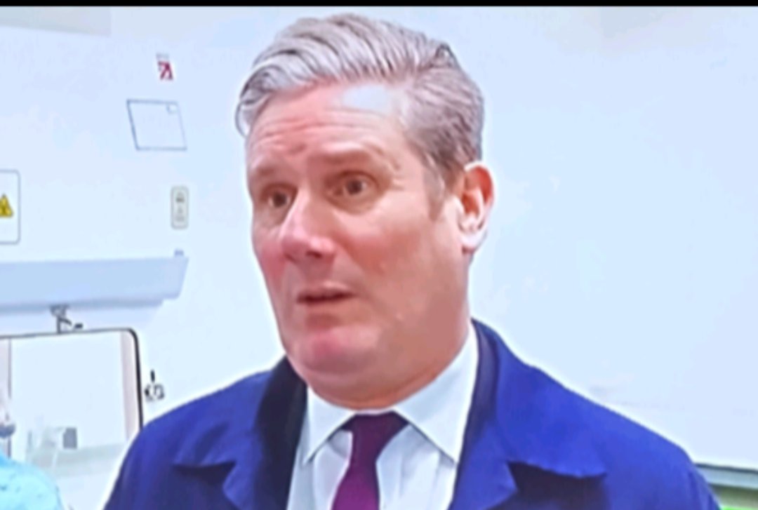 Surely the vast majority of Labour MPs now realise that Starmer is bad for their careers. #StarmerOutNow