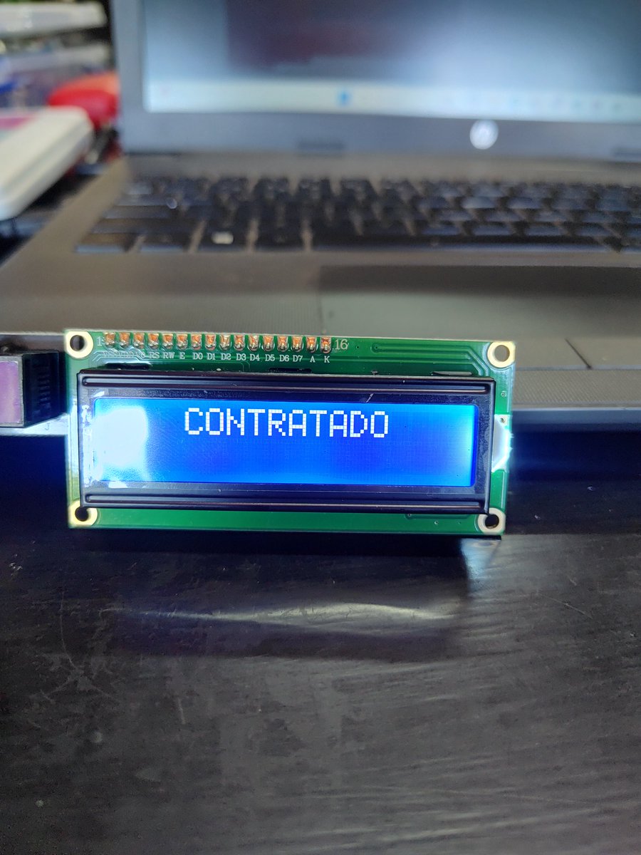 OsvalBiazzi's tweet photo. Bueno gente, soy todo un programador ahora. Ahre https://t.co/esLjpQBWd0