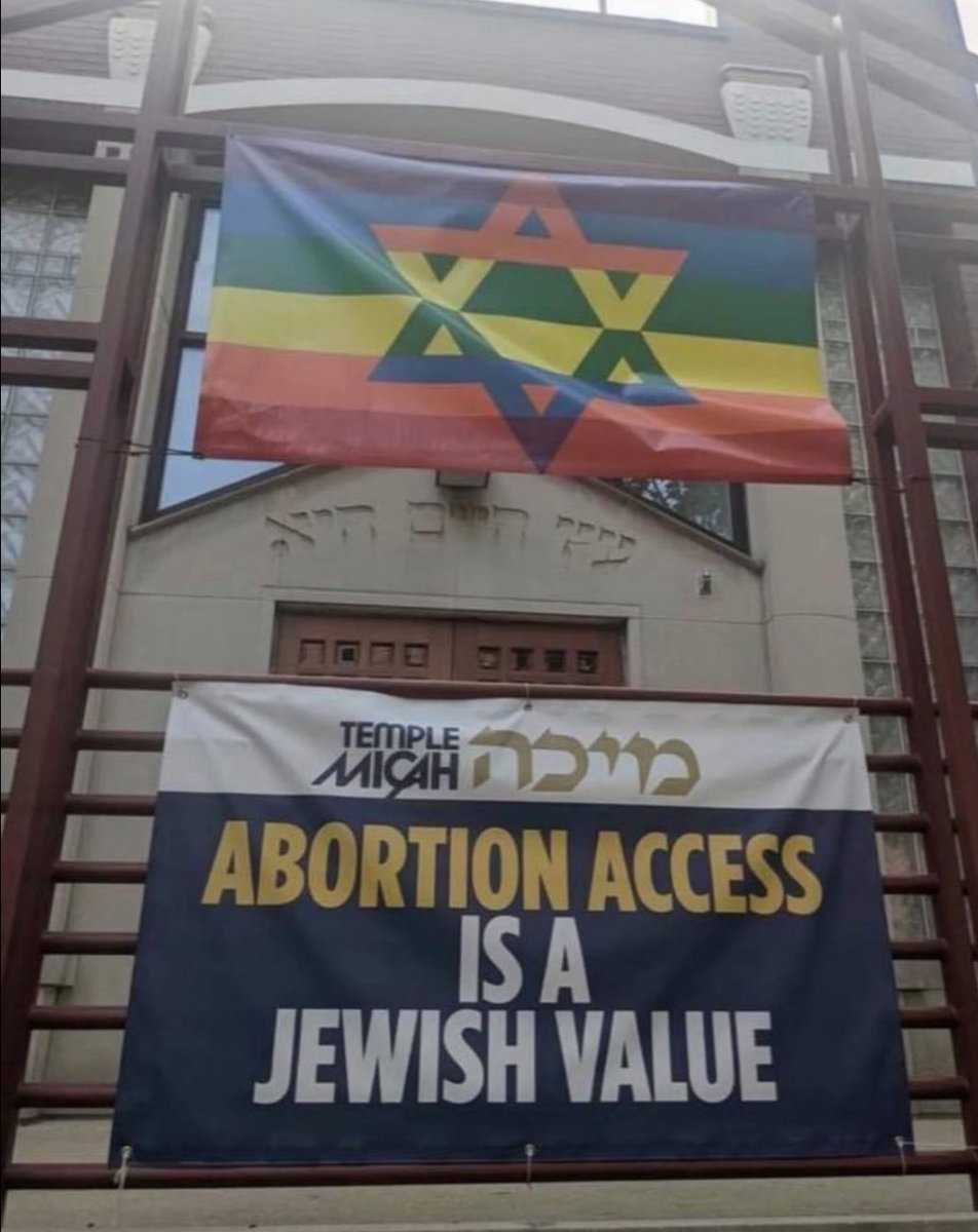 YitzSheckleberg's tweet photo. #LGBTQ #Abortionisaright #jewishvalues #togetherweabort #jewishlivesmatter https://t.co/aU0DJvWVqh