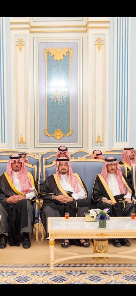 📸 | قبل قليل
الأمير #عبدالعزيز_بن_فهد 
أثناء استقبال #ولي_العهد
الأمير #محمد_بن_سلمان 
حفظهم الله ورعاهم