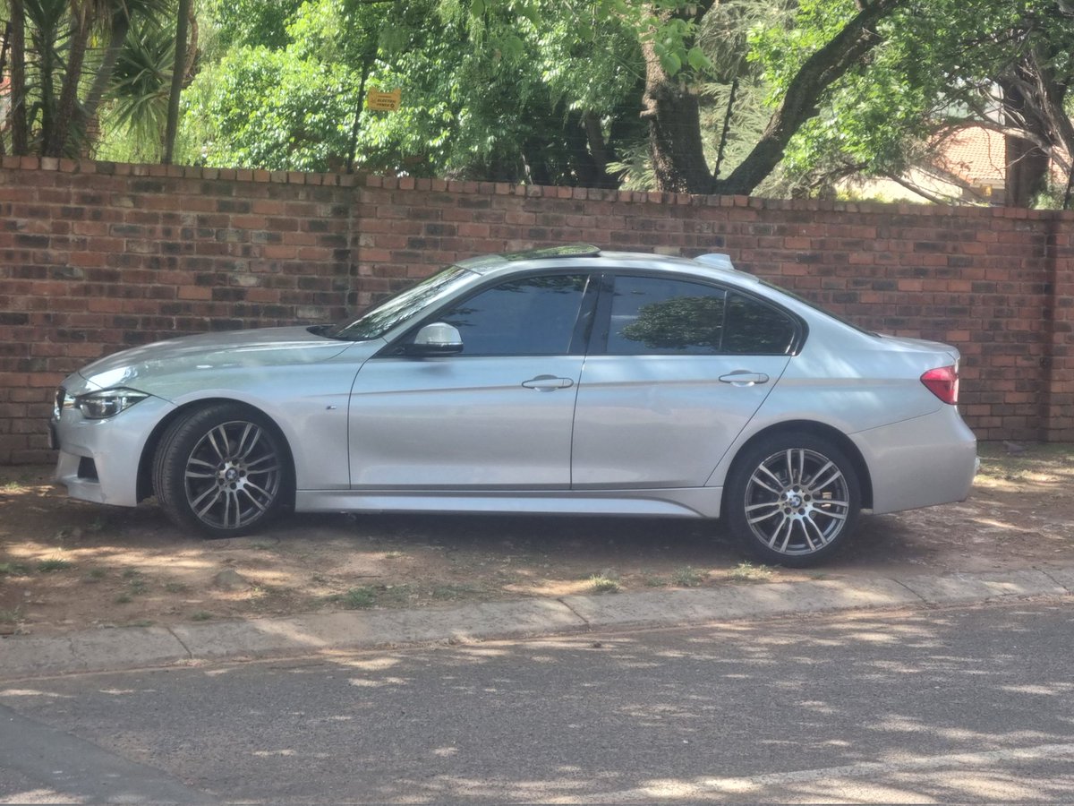 BeatHoodlums's tweet photo. We did it again! Cape Town to Johannesburg and back. 🚗💨 https://t.co/g7SxDx1mvO