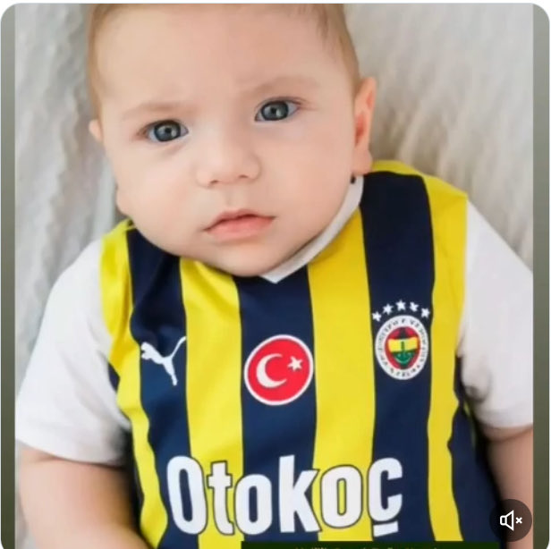 Çınar SMA hastalığı ile mücadele ediyor. Kampanyası Valilik onaylı  ve hepimizin desteğine ihtiyacı var. Çınar bi an önce ilacına kavuşsun diye maddi destek yapabilir yada hesaplarını paylaşıp görünürlüğünü arttırabiliriz. Haydi SMA değil <a href="/smacinarbebek/">@sma.kerembebek</a> kazansın‼️