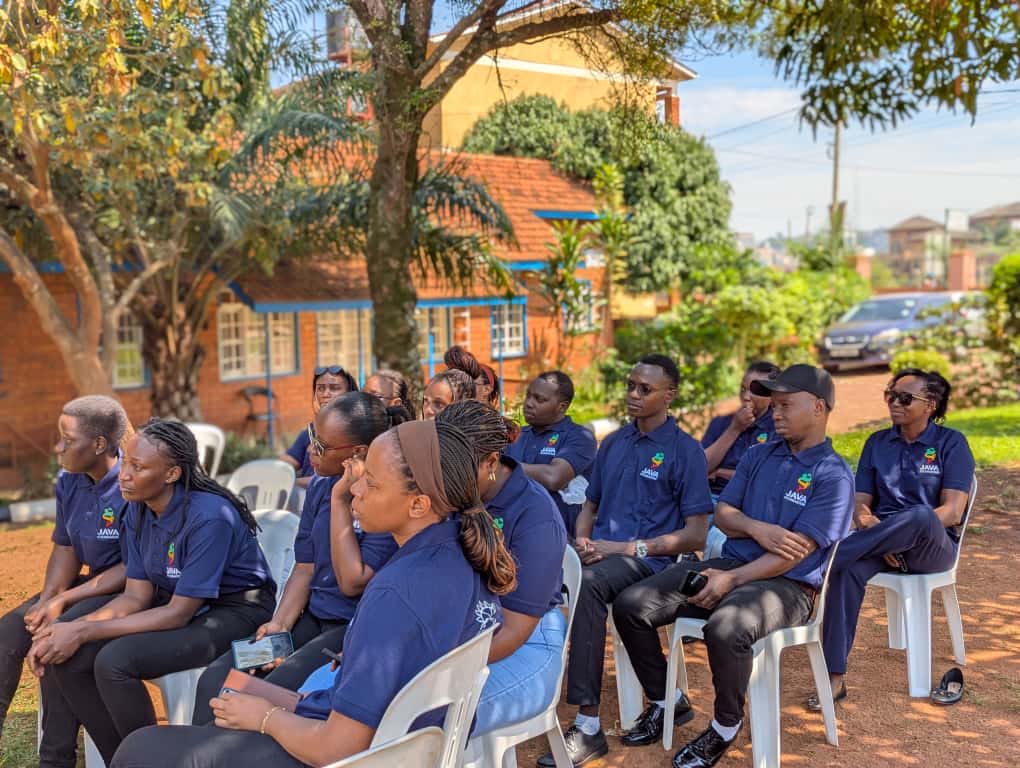 JavaHouseUG's tweet image. Today we watched smiles light up the faces of the children at Nsambya Babies Home. It  reminded us that the true meaning of independence lies in sharing love, kindness, and unity — values that are deeply rooted in our culture at Java.

Through initiatives like this, Java House…