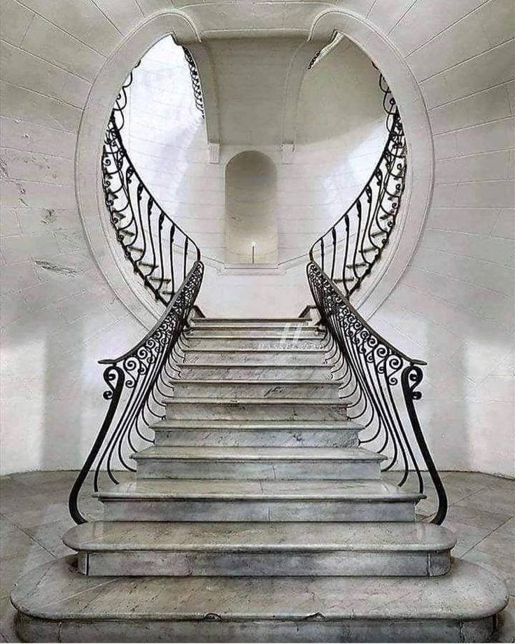 HerodotusWave's tweet photo. The Palazzo Albertini di Cimitile, located in Naples, Italy. The palace, also known as Palazzo Calabria, is a historical building in the city. The building itself dates to the 18th century, but the impressive interior staircase was constructed in the early 20th century. https://t.co/RAeUoZ5FA9