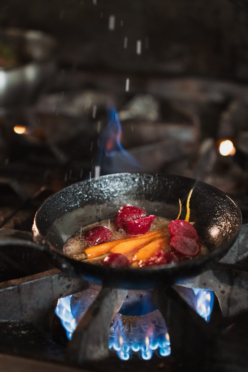 Have you discovered our new Spring Menu yet? 

Chef Eric Bertrand has crafted a fresh selection of seasonal dishes to pair beautifully with our wines. 

View here: bit.ly/4ozoAGQ