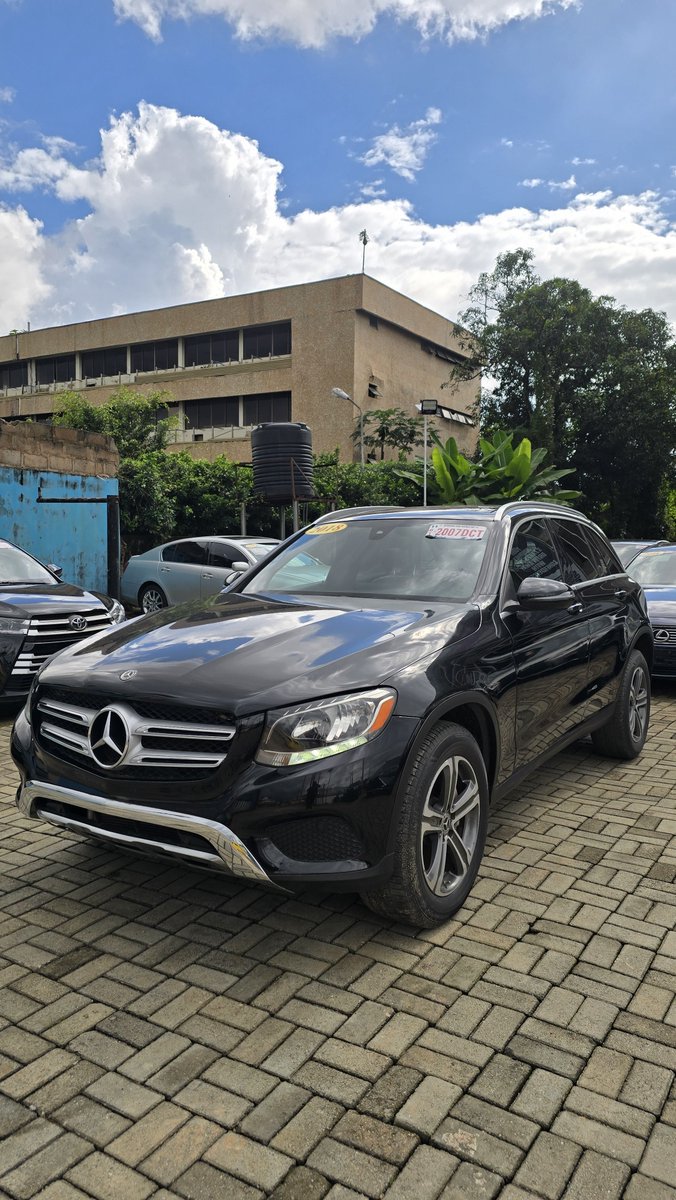 carworldng's tweet photo. 2018 Mercedes-Benz GLC300 β Foreign Used
β
Panoramic Roof | Leather Interior | Reverse Camera | Luxury SUV
π° β¦36.5M | π Benin City
π 08107111256
#MercedesGLC #GLC300 #SupremeCarWorld #LuxurySUV #BeninCityAutos #UsedCarsNG #CarWorldNG #DriveLuxury https://t.co/TDTAsqjRUU