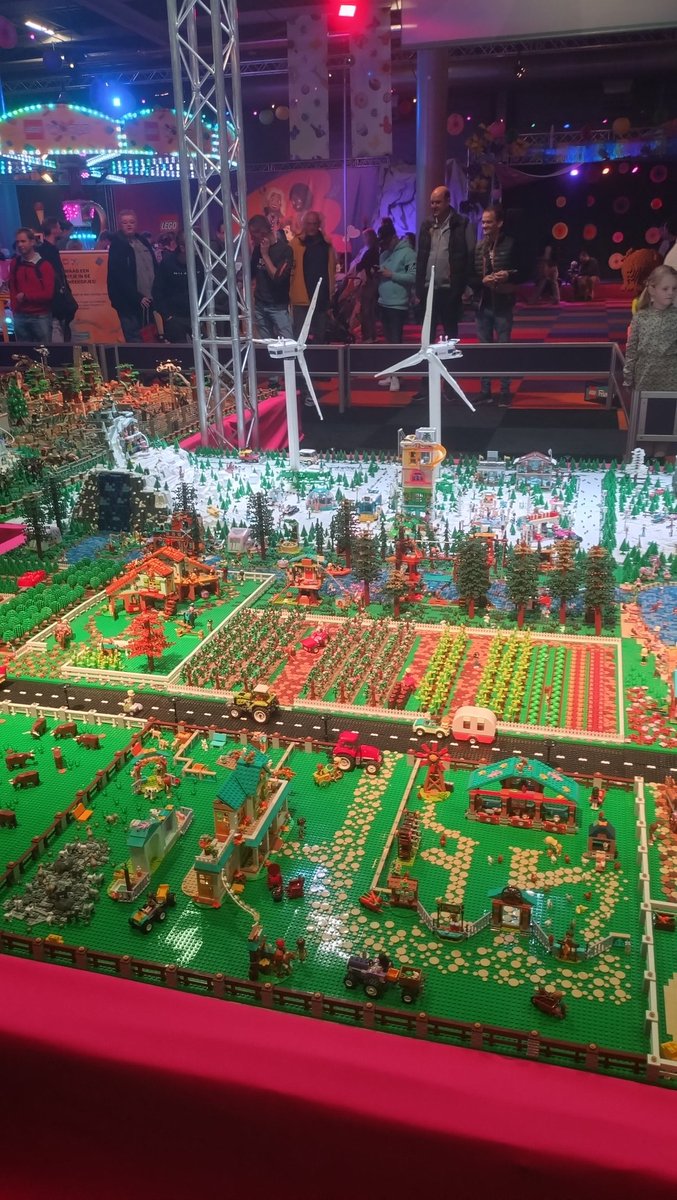 clear3st's tweet photo. Hi everyone just wanted to let you know that I'm having a great time in the Netherlands and wanted to share some pictures while looking around Lego world yesterdayโบ๏ธ
More pictures in the comments section:
#Lego #LegoWorld #Clear3stSpy https://t.co/dhcmelbcoS