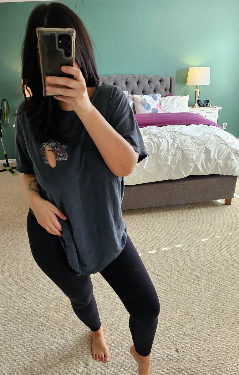 I'm here to blur the line between teasing and tempting
Slide into my DMs if you want to cross it