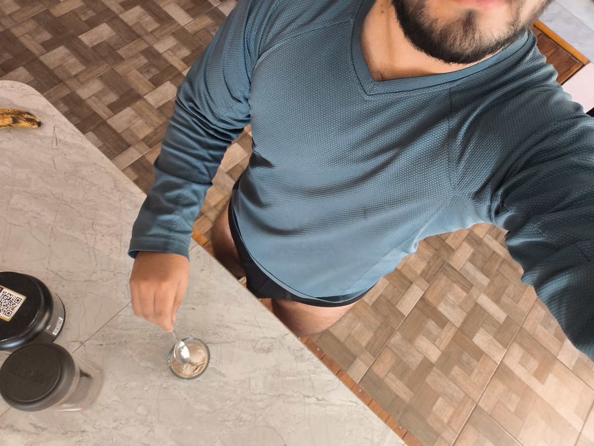 Rubyk_Marc's tweet image. Aquí alistandome para irme al gym aun que tenga una hueva extrema (para variar :v)