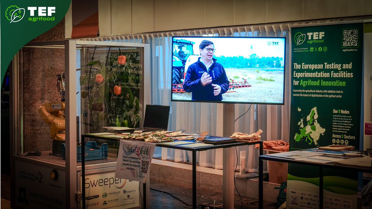 AgrifoodTEF (@agrifoodtef) on Twitter photo 🚜 Also this year - for the third time - agrifoodTEF is attending the Synergy Days organised by <a href="/SmartAgriHubs/">SmartAgriHubs</a> in Rotterdam!
👉 Our first day kicked-off with Raffaele Giaffreda's pitch presentation introducing the main activities we are carrying out as a consortium - followed by 🚜 Also this year - for the third time - agrifoodTEF is attending the Synergy Days organised by <a href="/SmartAgriHubs/">SmartAgriHubs</a> in Rotterdam!
👉 Our first day kicked-off with Raffaele Giaffreda's pitch presentation introducing the main activities we are carrying out as a consortium - followed by