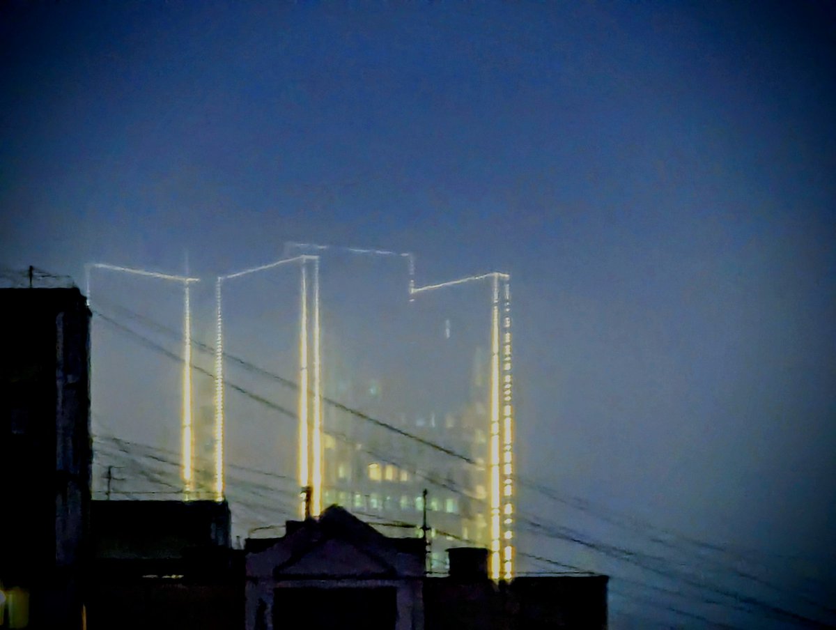 enki_13's tweet photo. #night #fog https://t.co/ztmNi30kx1