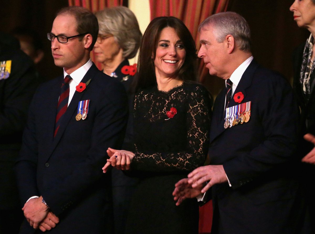 KaiseratCB's tweet image. Prince William &amp;amp; Kate ‘can’t abide’ Prince Andrew &amp;amp; want him out of Royal Lodge celebitchy.com/946300/