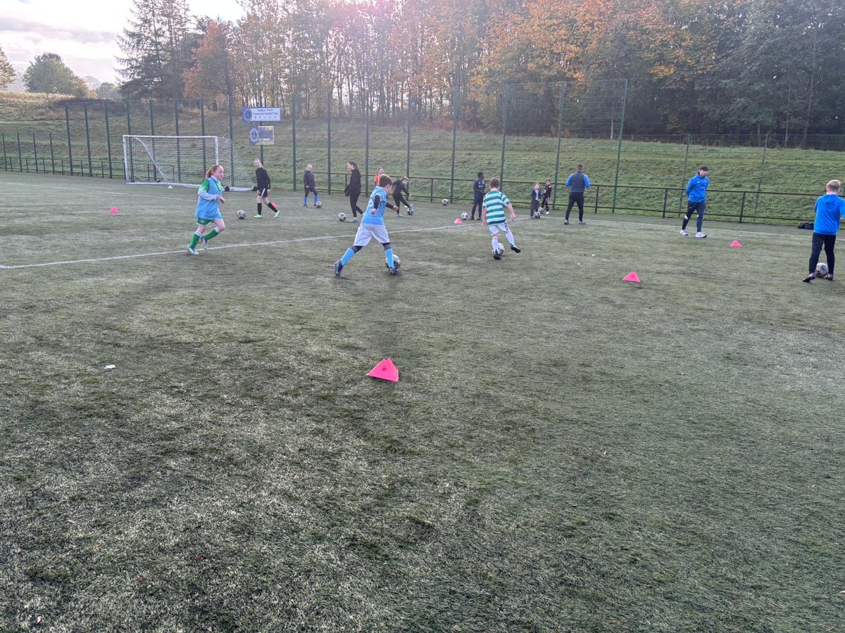 bathgatecfc's tweet image. A great start to our Scottish Gas holiday camp - lots of fun and football ⚽️⚽️
@ScottishFA @ScotFASouthEast @scottishgas