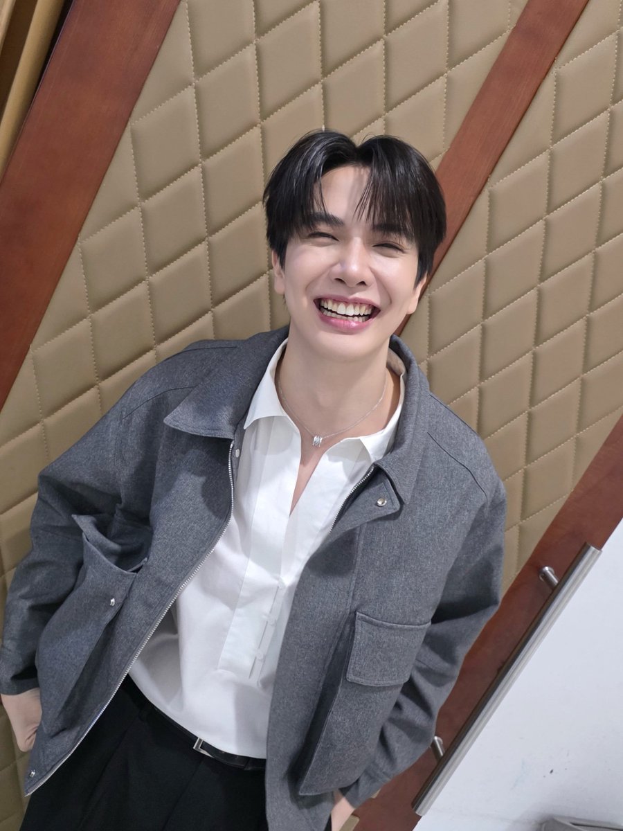 yoursolfbass's tweet image. หมาเด็ก พี่คนสวย
ตัวแม่แพ้ทรงติ๋ม
♡ #แม็กกี้บาส #maxkybas
