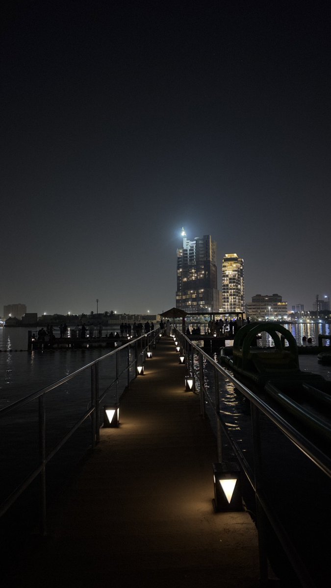 Jeddah at night🌃🔭.