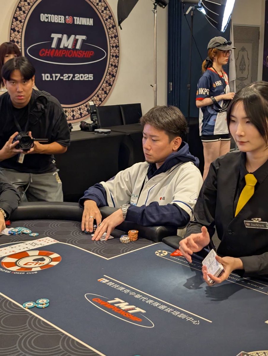 Seiji__Sasaki's tweet image. -WPF ASIAN NATION CUP 2025-

台北で行われている国別対抗戦に日本代表として参戦させていただいております🇯🇵🇯🇵

今日はHeads Upを2回戦行い
vs Korea ❌
vs Malaysia ⭕️
1勝1敗でした。

パーティの料理も全部凄かった👨‍🍳
明日はTEAM全員参加のMTT
足を引っ張らないよう頑張ります‼︎

#WPF #TMT