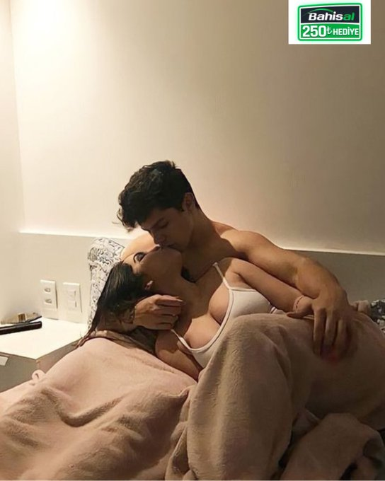 couple memes tweet media