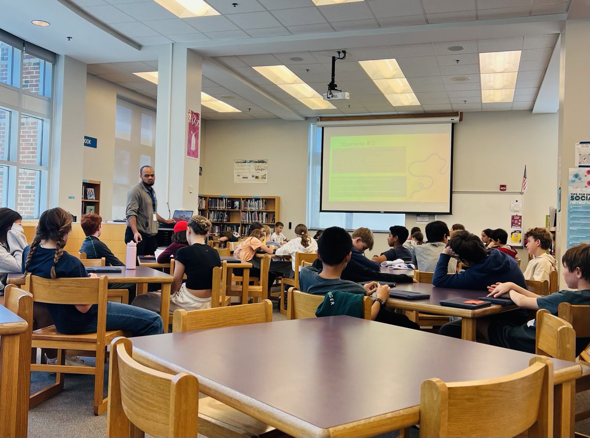 WMS counselors are teaching students about the impact of bullying and what strategies they can use to combat it.  #SetTheStandard #WnEverything ⁦<a href="/WMS_WolfPack/">WilliamsburgMS</a>⁩ ⁦<a href="/wmspta_wolves/">Williamsburg MS PTA</a>⁩ ⁦<a href="/APSVirginia/">Arlington Public Schools</a>⁩ ⁦<a href="/APSVaSchoolBd/">APS School Board</a>⁩