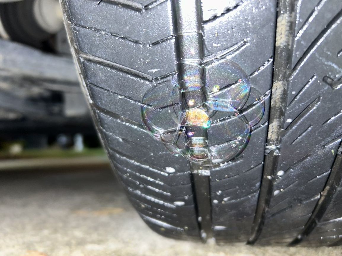 CRSAFirstChoice's tweet image. Don’t get stuck with a flat! Our spare tire replacement services are fast, reliable, and mobile—we come to you. Stay safe and contact us when you need assistance! #SpareTireReplacements
roadsideassistancecharlotte.com/tire-replaceme…