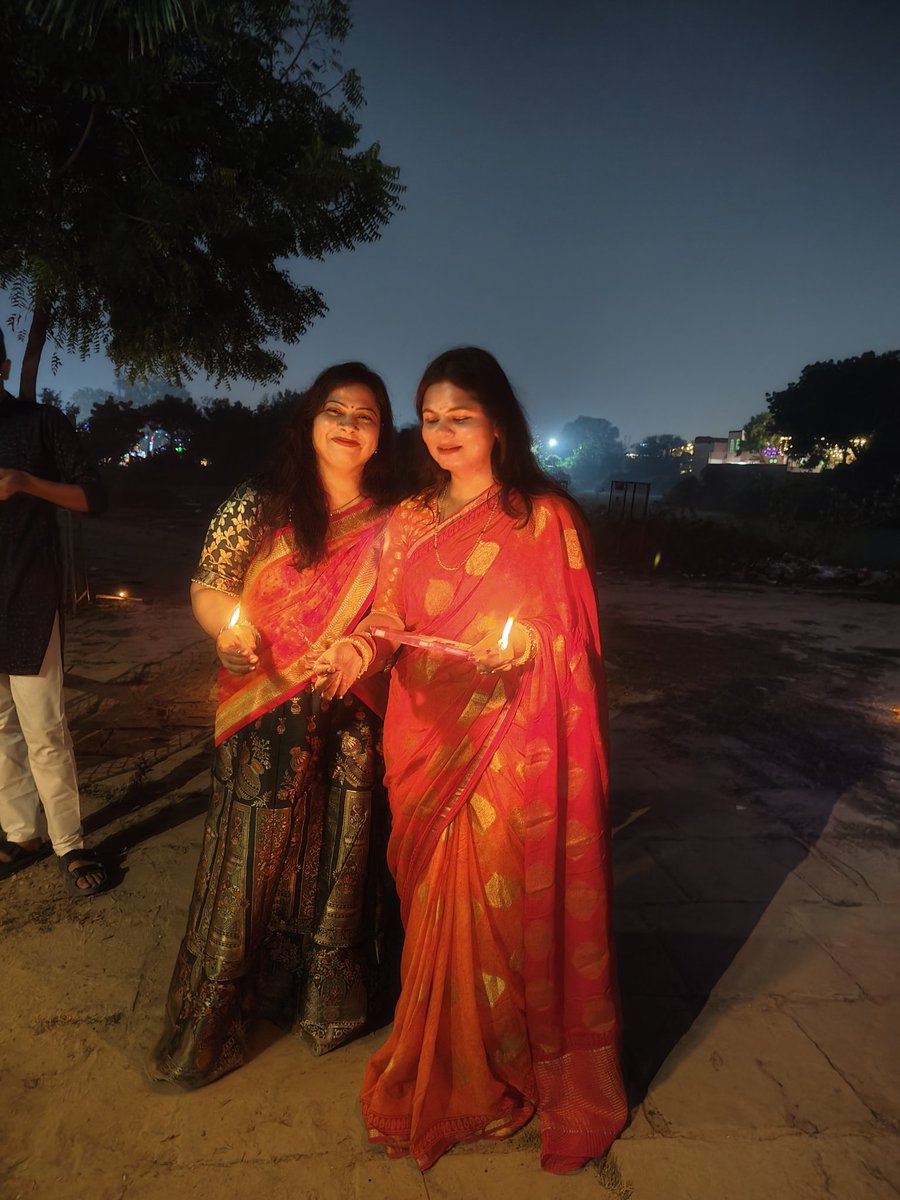 nirajkumar1988's tweet image. Happy Diwali 🪔