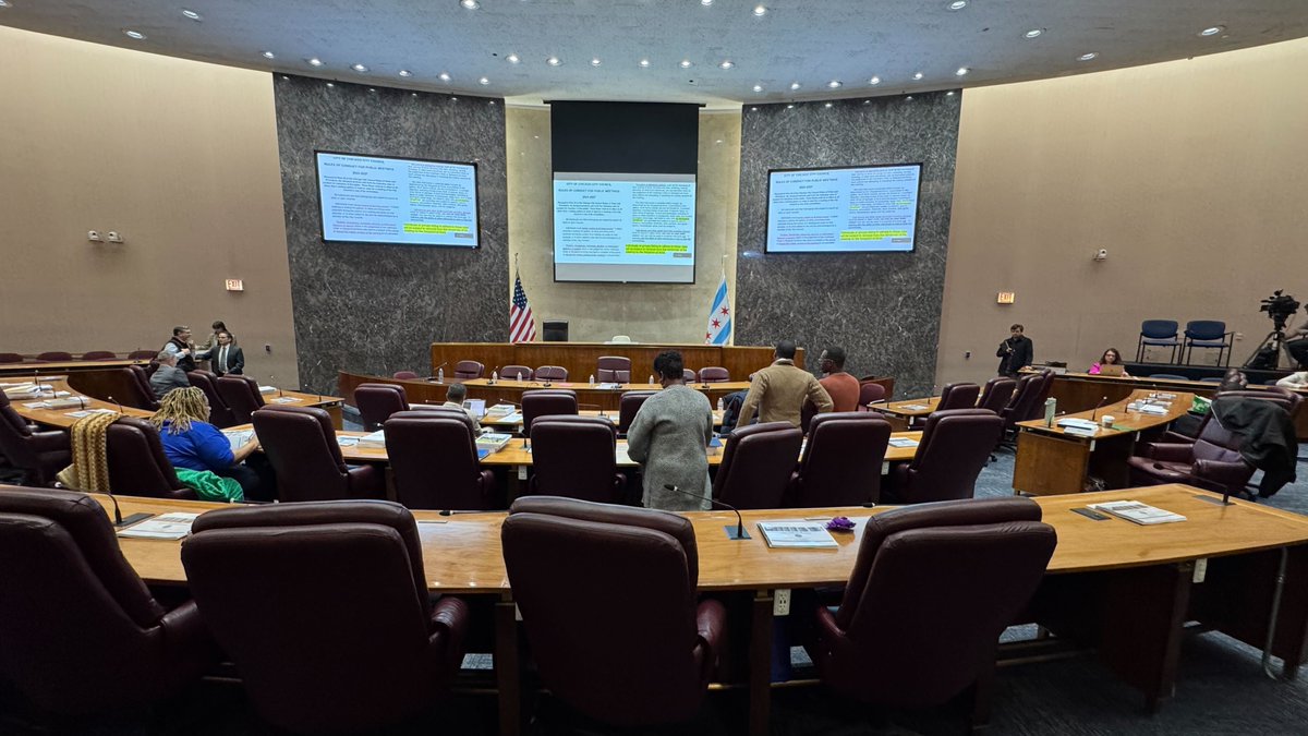 BGA Policy is in City Council chambers as the start of the first budget departmental hearings are underway.

Keep track of all our budget snapshots here: bettergov.org/tag/budget-hea…