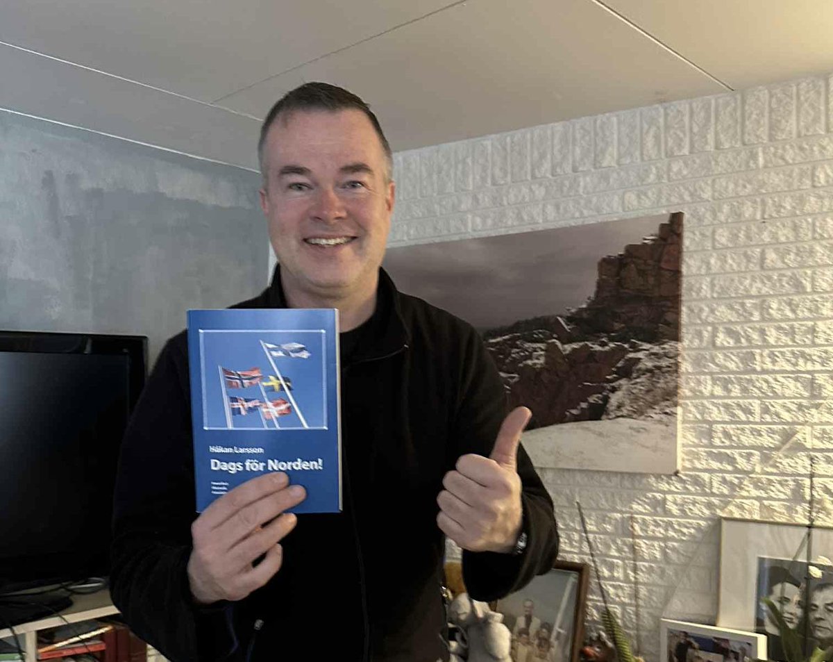 LaveKBroch's tweet photo. NY BOG OM NORDISK SAMARBEJDE!

Min svenske ven Håkan Larsson har skrevet en bog om nordisk samarbejde. Titlen er “Dags för Norden”  og det er på tide, at vi får mere nordisk samarbejde. 

Stem på ”Demokraterne - hele Danmark skal leve” den 18/11 - hvis du støtter mere Norden. https://t.co/9CvscY1kdY