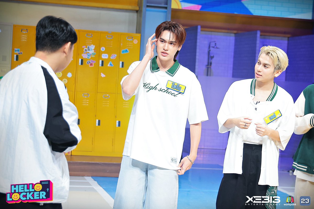 xebis_ent's tweet image. เต็มสิบไม่หัก! เอนเนอร์จี้ดีมาก กับนักเรียนแลกเปลี่ยนวง DICE @DICE_SONRAY พร้อมเมาท์มอยความลับของเพื่อนๆในวงที่หลายๆคนไม่รู้ 🤩

#HELLOLOCKER #Workpoint #Workpoint23 #XEBISENTERTAINMENT #MAKEPOPHISTORY #HELLOLOCKEREP9  #DICE_SONRAY