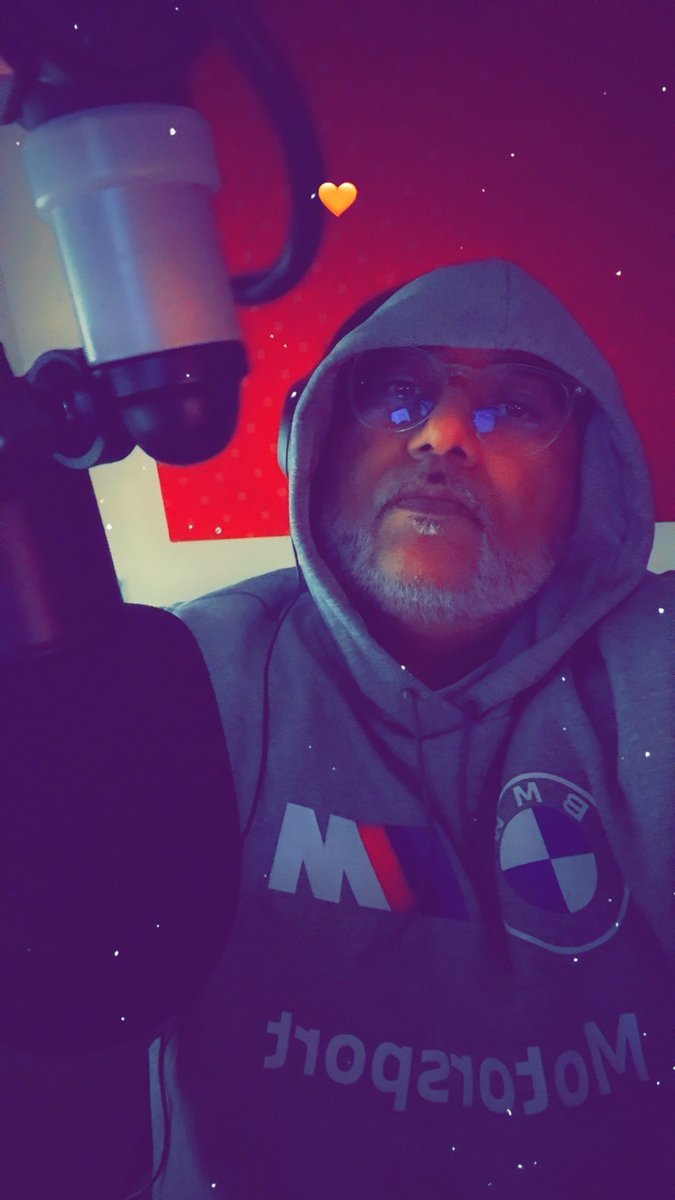 Nazzo7's tweet image. Happy Diwali/ Bandi Chhor 🪔 to those celebrating! On my radio show tonight brand new music from @diljitdosanjh @sarikagill @WazirPatar @GurlejAkhtar @JasmineSandlas @BabbuMaan @THEJAZDHAMI @gulabsidhu_ @imPremDhillon @ShideBoss plus loads more on @RaajFM from 10pm #NazzoTime