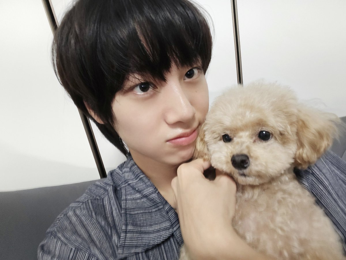 [🌠] #박성현_DID
귀엽죠? (with. 솜이)

#IDID #아이딧 #PARKSEONGHYEON #박성현