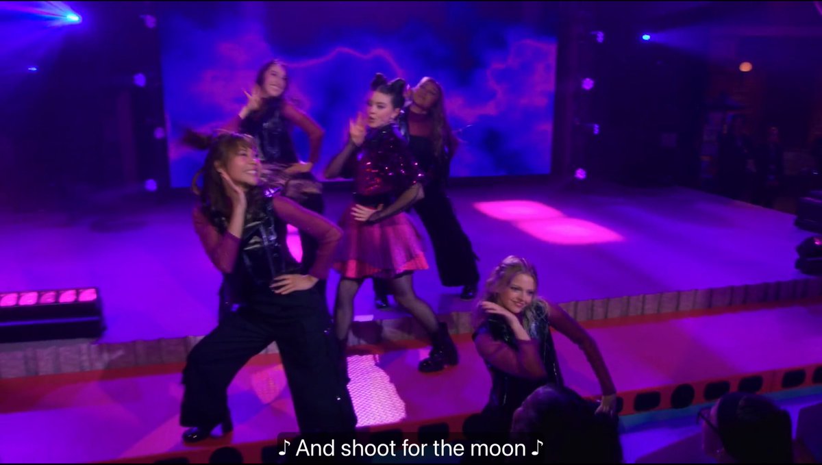 iSceneItAll's tweet image. THEEE Emily Kelavos in Vampirina Teenage Vampire iktr #prelude_thefinalpiece #KATSEYE