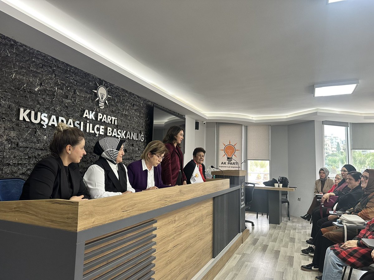 📌Kuşadası Ak Parti İlçe Başkanlığı

Ege Bölge Koordinatörümüz Sn.<a href="/muallavarol/">Mualla Varol 🇹🇷🇹🇷🇹🇷</a> ,İl Kadın Kolları başkanımız Sn <a href="/sahika/">Sahika Reddy Palvai</a>.edremit ,İl Yönetim Kurulu üyelerimizle birlikte