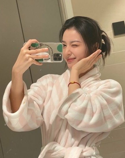 Tara                                Tari