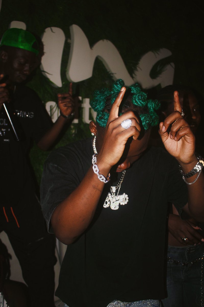 OliveTheBoy_'s tweet image. 🎂Big blessings.💚 To everyone who pulled up, showed love, or sent energy my way on my birthday, you made the day feel divine. You made the day feel like a movie, my GREEN FAMILY! Belated birthday BONSU! This is not the beginning, it’s the end of it! Let’s go.💚💚