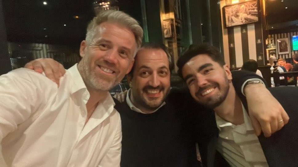 Merci Micka, 
merci Antoine, 
Et une pensée pour Thierry 🙏
Merci à toutes les personnes qui ont essayé de rendre ça possible. 
C’était le Collectif Nantais 💪❤️