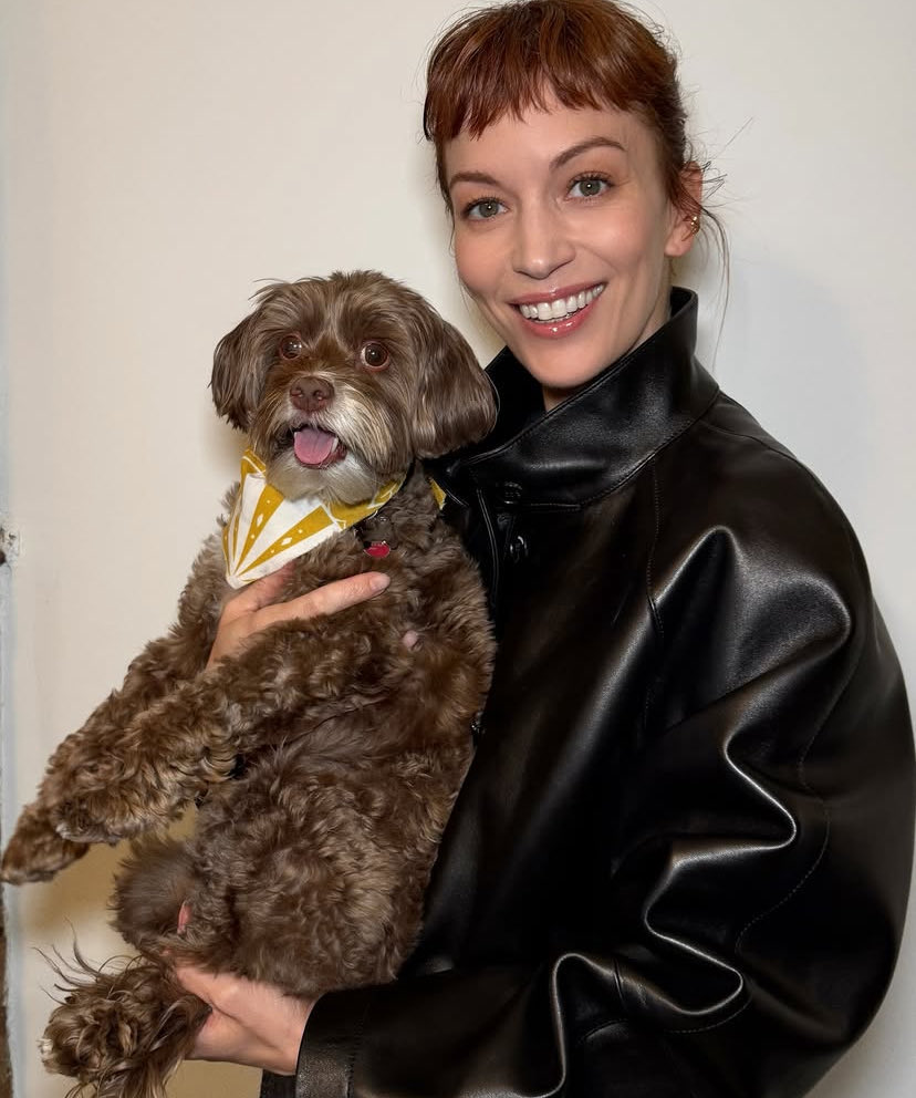 helenaseagan's tweet image. the fact that today we got new pictures of britt with her two pets is so special to me