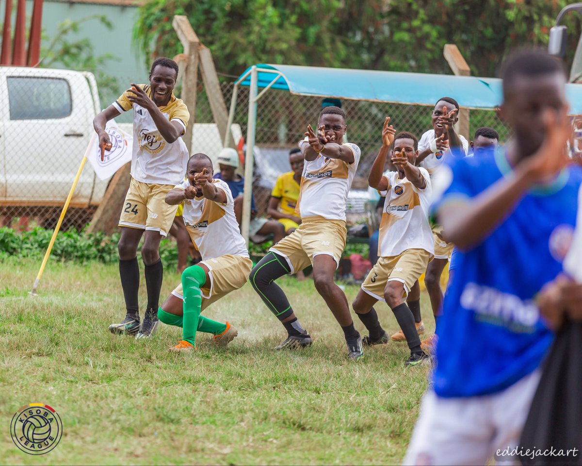 galaxyk14fc's tweet image. Every masterpiece                          has its cheap copy 

#ShanaBatiija