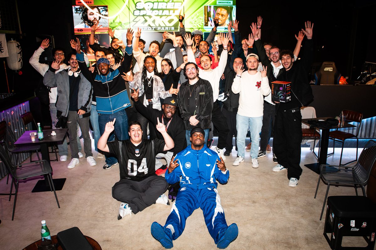 Clap de fin pour cette 1ère soirée IRL spéciale #2XKO 🙏

Une superbe expérience que j'ai adoré proposer 🙌

Merci à tous ceux qui m'ont aidé de près ou de loin, big-up à mes invités pour avoir joué le jeu et surtout merci à vous tous pour le soutien 💚

À la prochaine (?) 👀