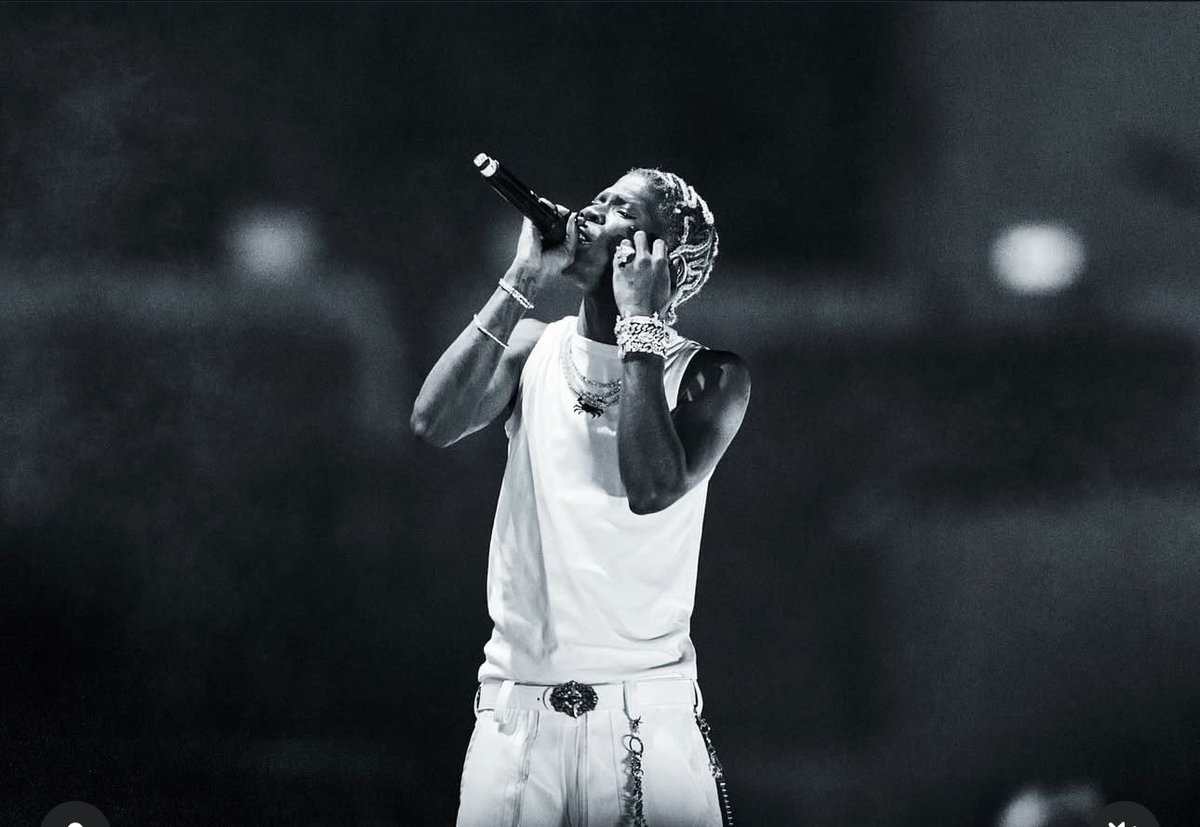 wazzyishim's tweet image. 🚨JUST IN : SEYI VIBEZ is the first artist to:
perform in front of 55,000 bots
3000 uk bots (x2)
1.1billion+ Spotify stream from bots
2.1billion+ audiomack streams from bots
700 million+ boomplay streams from bots
3.4million Spotify monthly bot listeners
CELEBRATE GREATNESS💐